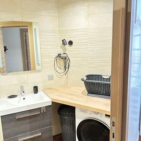 Au Centre Apartment *